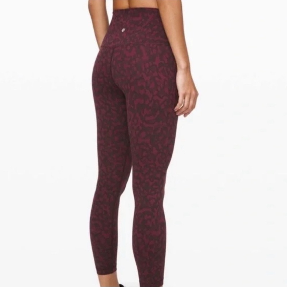 Lululemon Align High-Waisted Leggings wild thing print Very size 6 25 length
